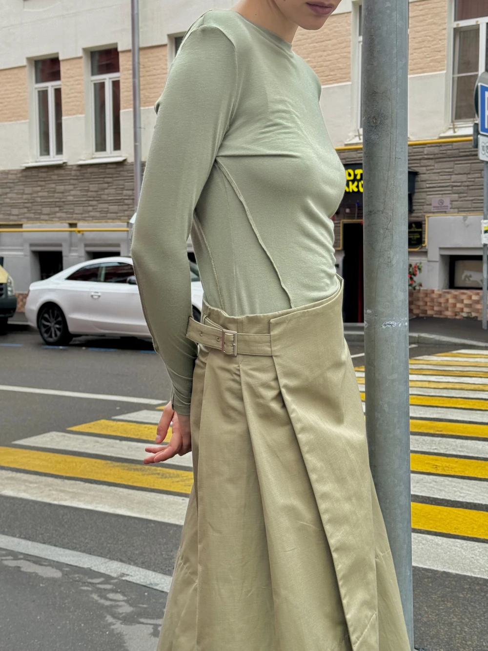 Лонгслив Devon (Цвет Светлый хаки, Размер 44/S, Состав 95% вискоза, 5% эластан)