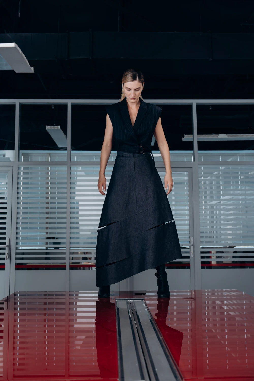 Жилет Meeting room (Цвет Тёмно-синий в полоску, Размер 44/S)