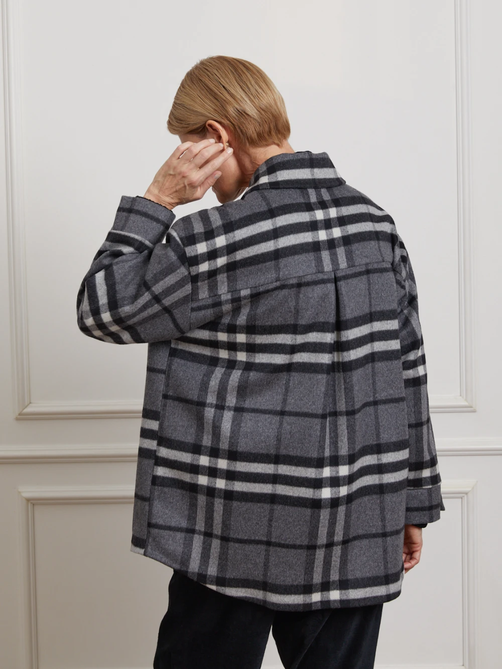 Куртка Esa (Цвет Тёмно-серый в клетку, Размер S, Состав 70% шерсть, 20% акрил, 10% кашемир)