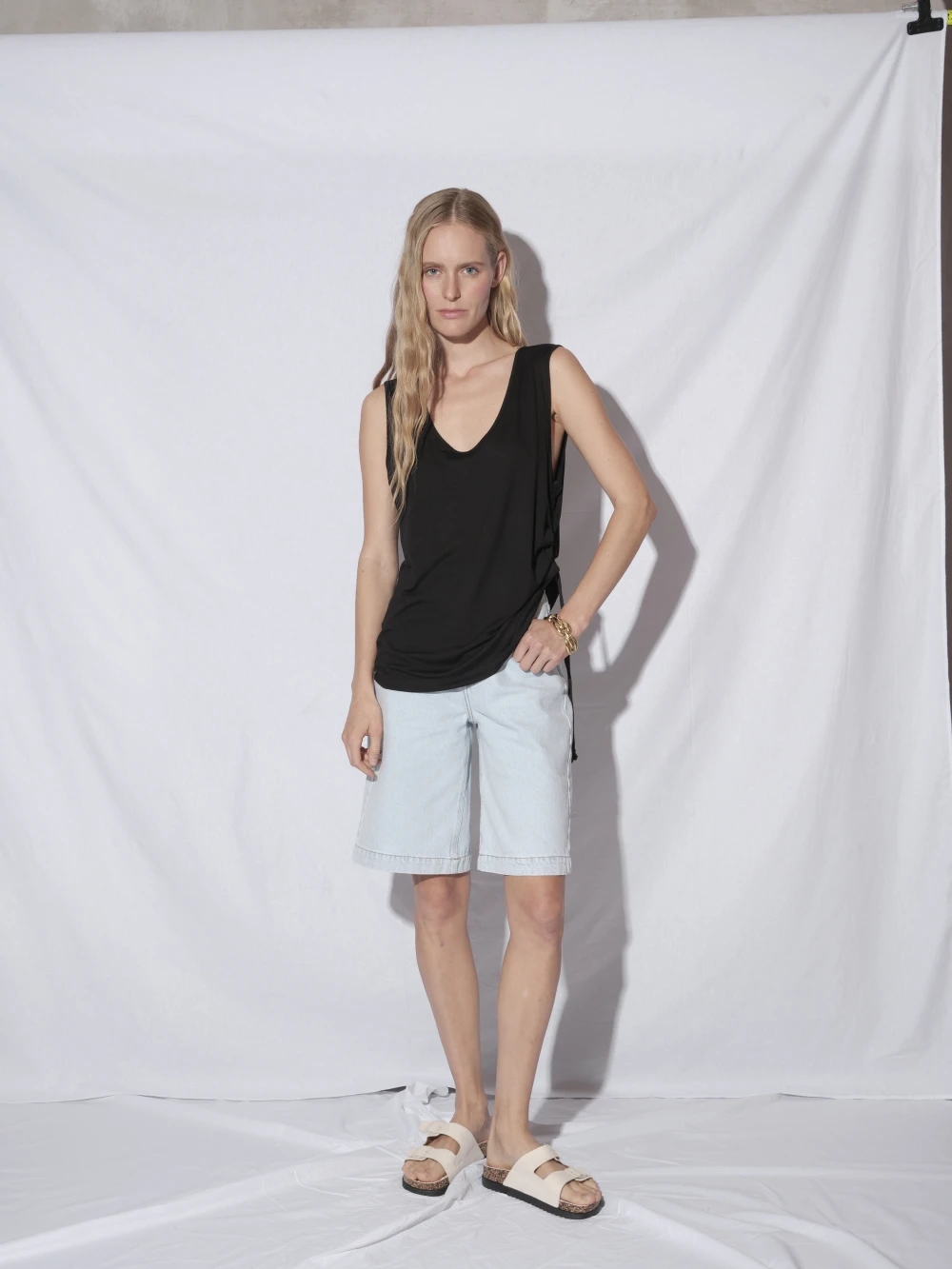 Майка Mos (Цвет Чёрный, Размер S, Состав 95% вискоза, 5% эластан)