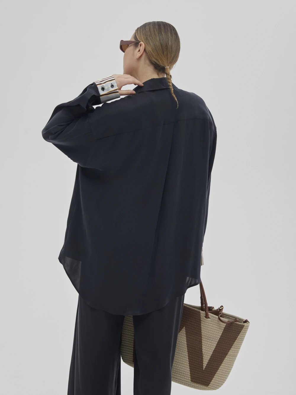 Костюм Carla (Цвет Чёрный, Размер S, Состав 65% купро, 35% вискоза)