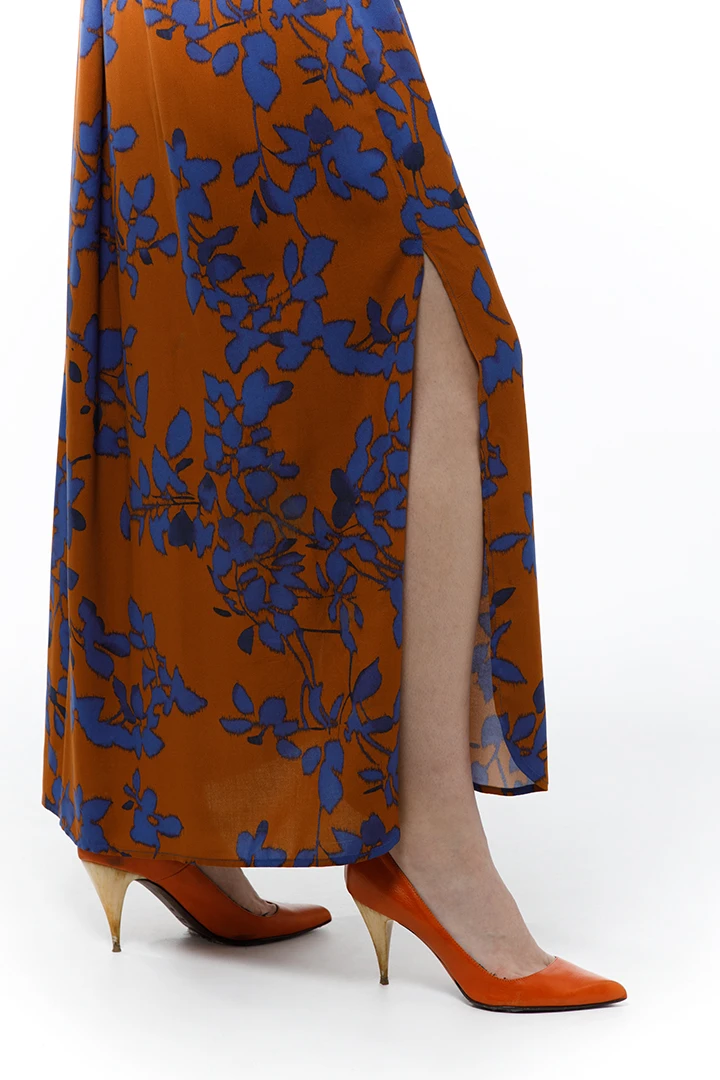 Платье Demetra New ( Цвет Коричневый в синий цветок )