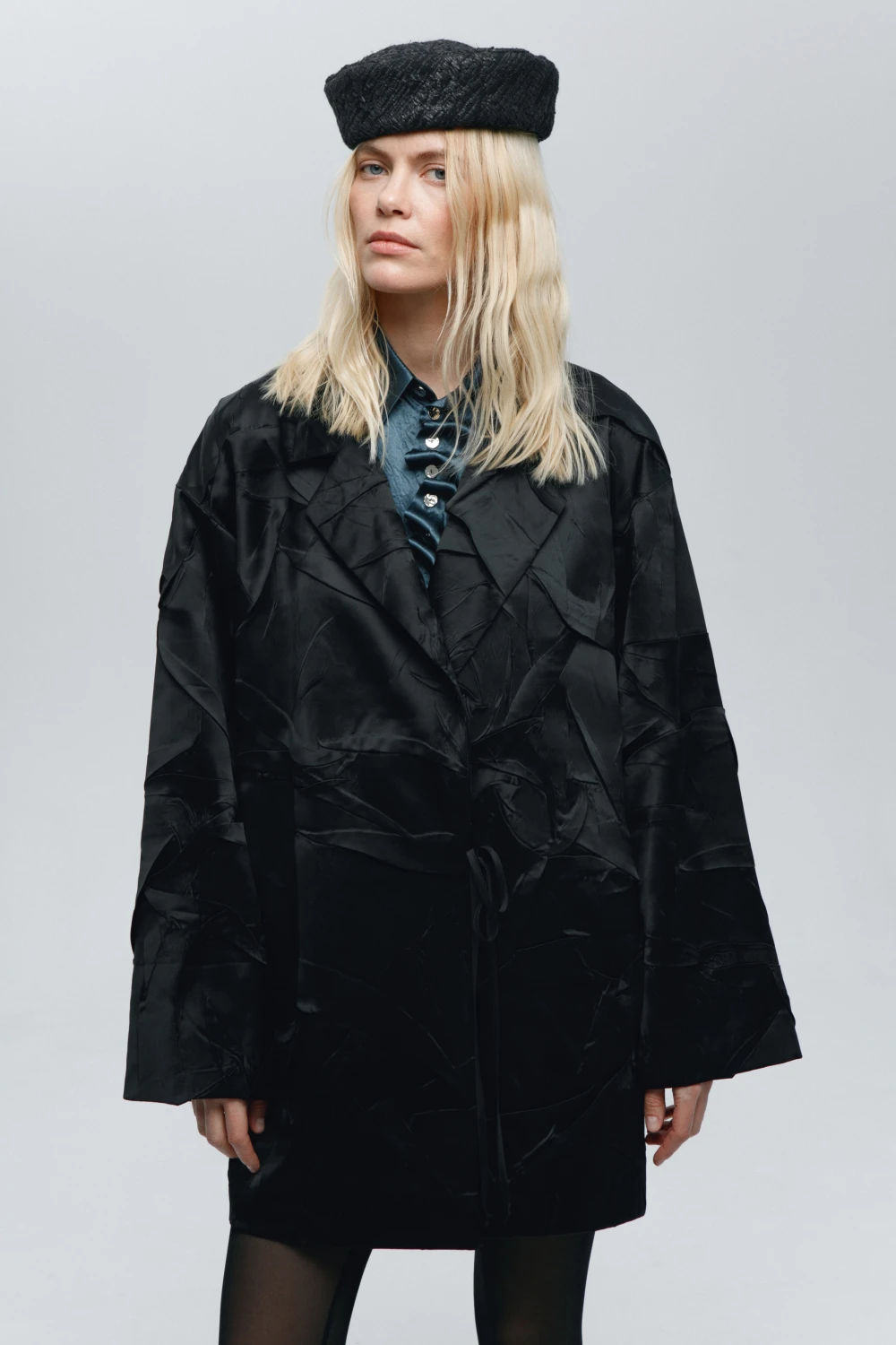 Пиджак Titled (Цвет Чёрный, Размер S-M, Состав 1-й слой 100% Вискоза, 2-ой слой 100% Полиэстер)