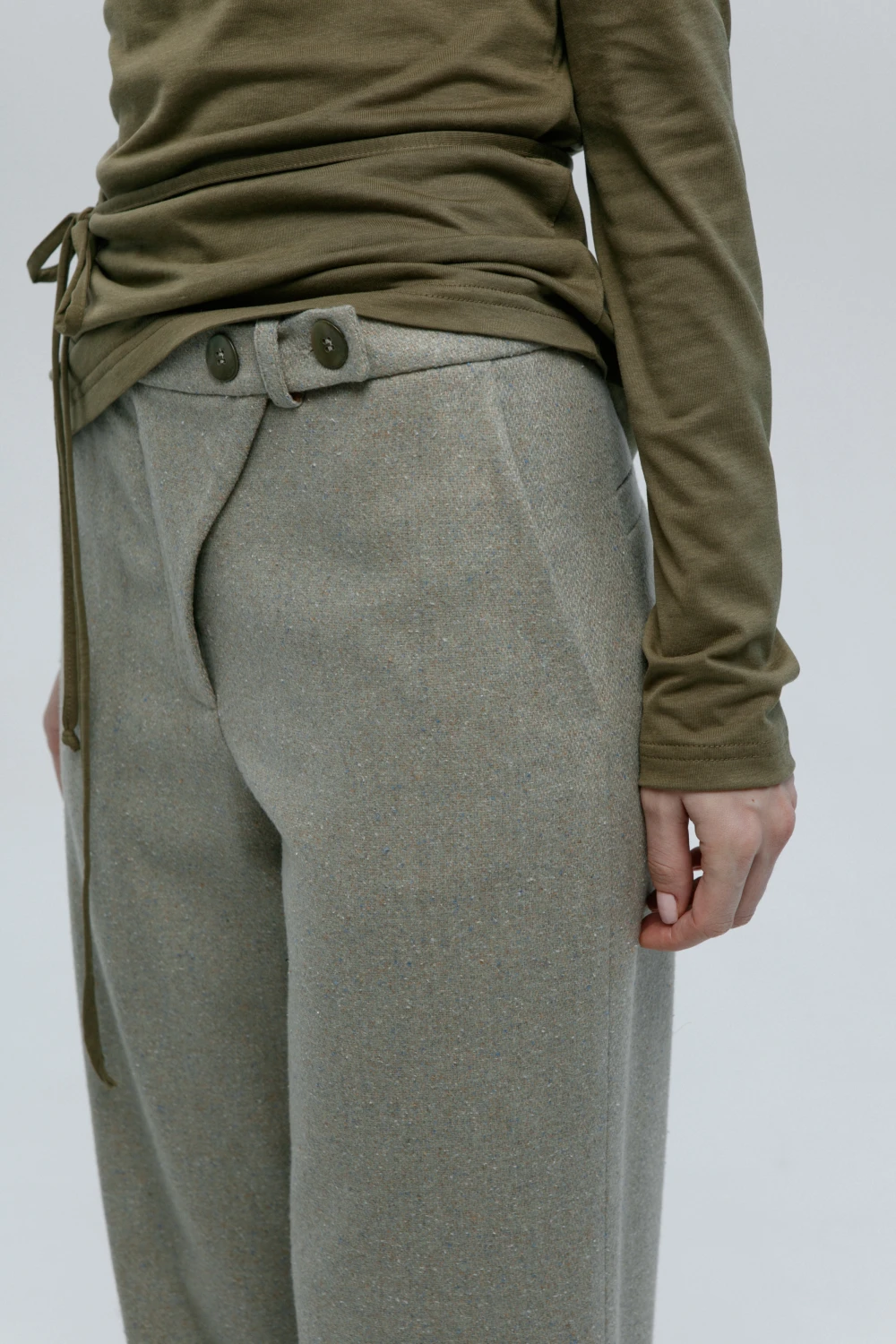 Брюки Nicoli (Цвет Зелёный меланж, Размер 44/S, Состав 50% Шёлк, 50% Шерсть)