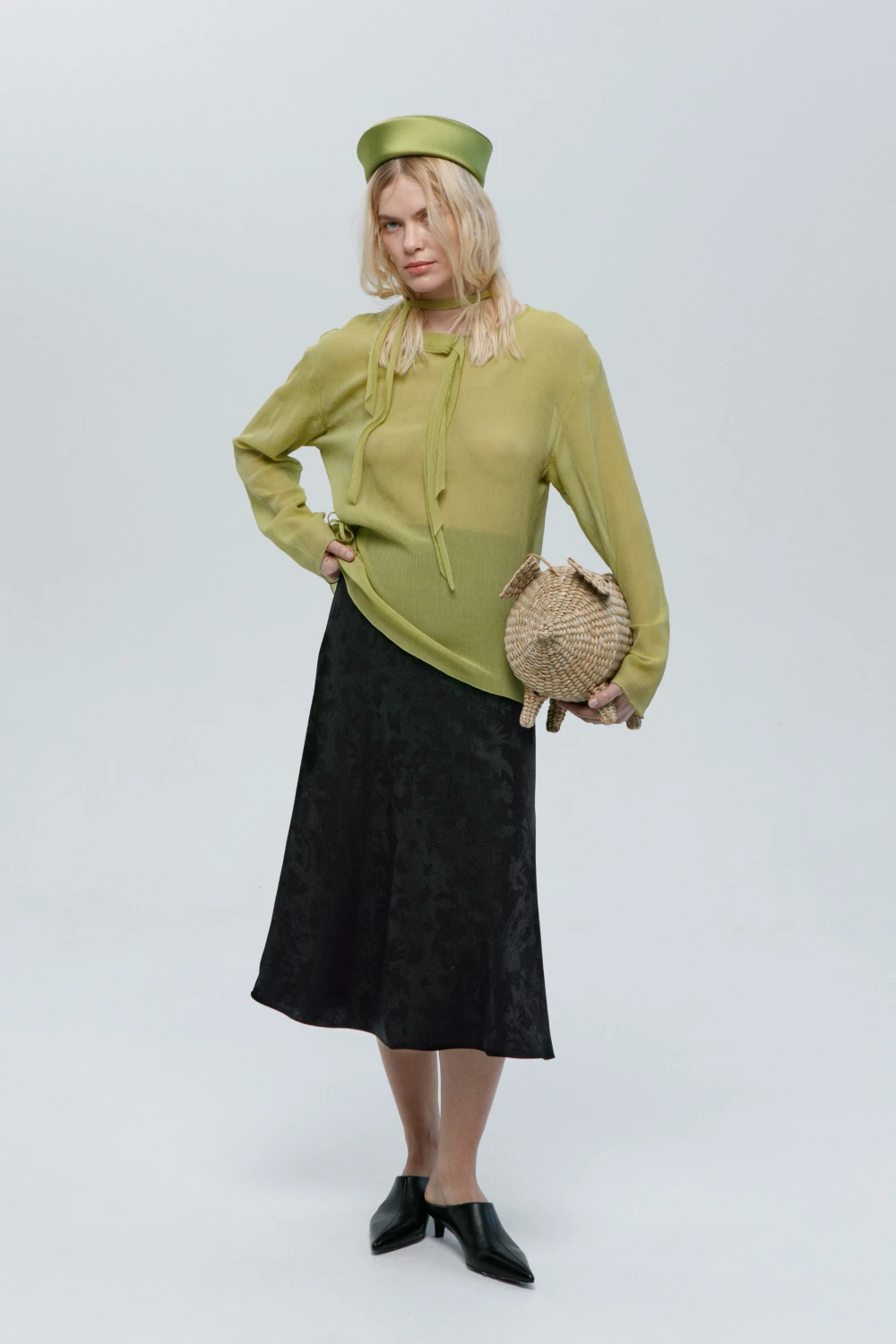 Лонгслив Dana (Цвет Салатовый, Размер 44/S, Состав 70% хлопок, 30% шёлк)