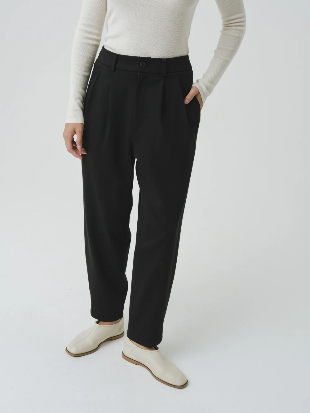 Брюки Ake (Цвет Чёрный, Размер S, Состав 48% вискоза, 25% акрил, 22% шерсть, 5% эластан)