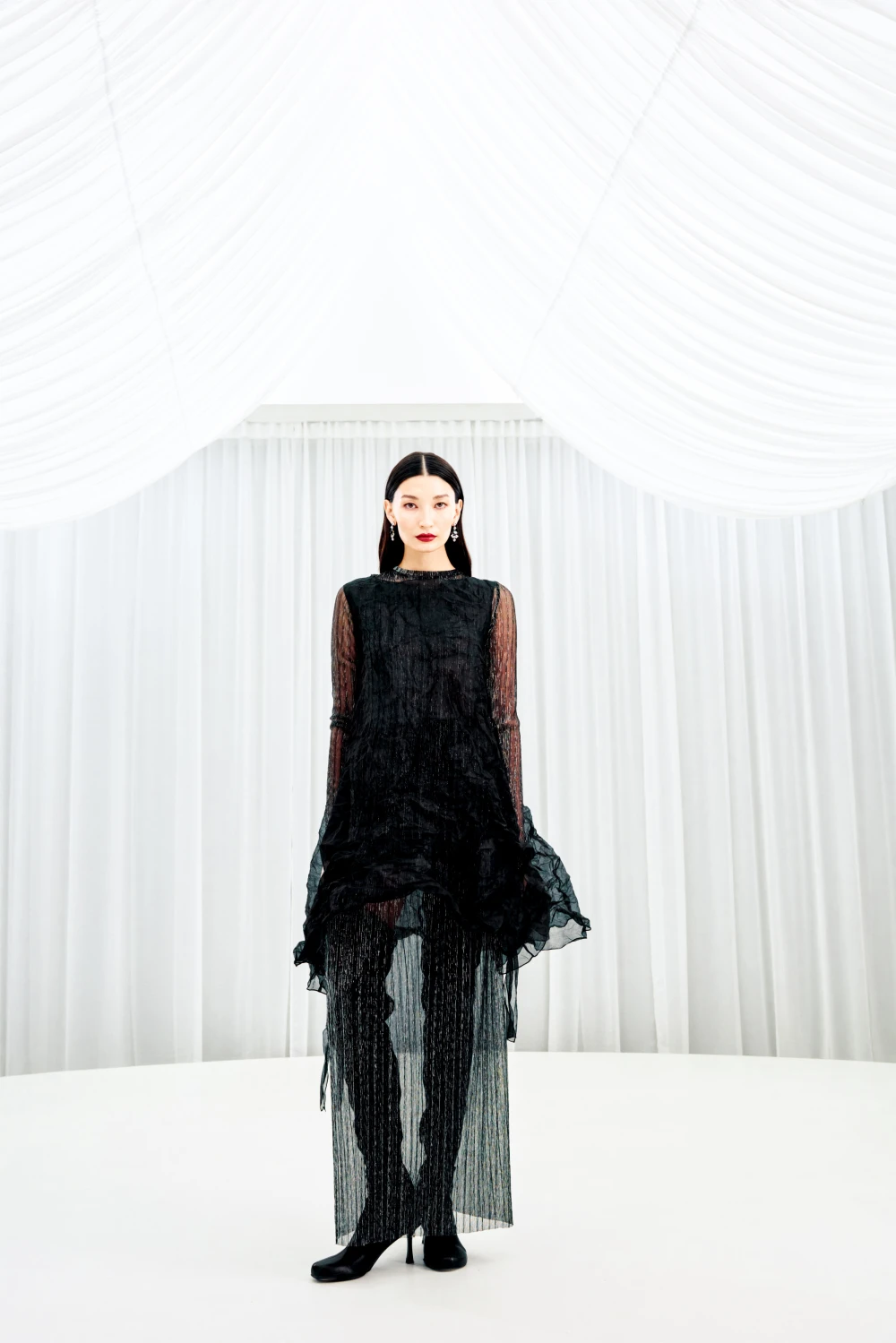 Юбка One Step ( Цвет Чёрный с металлизированной нитью )