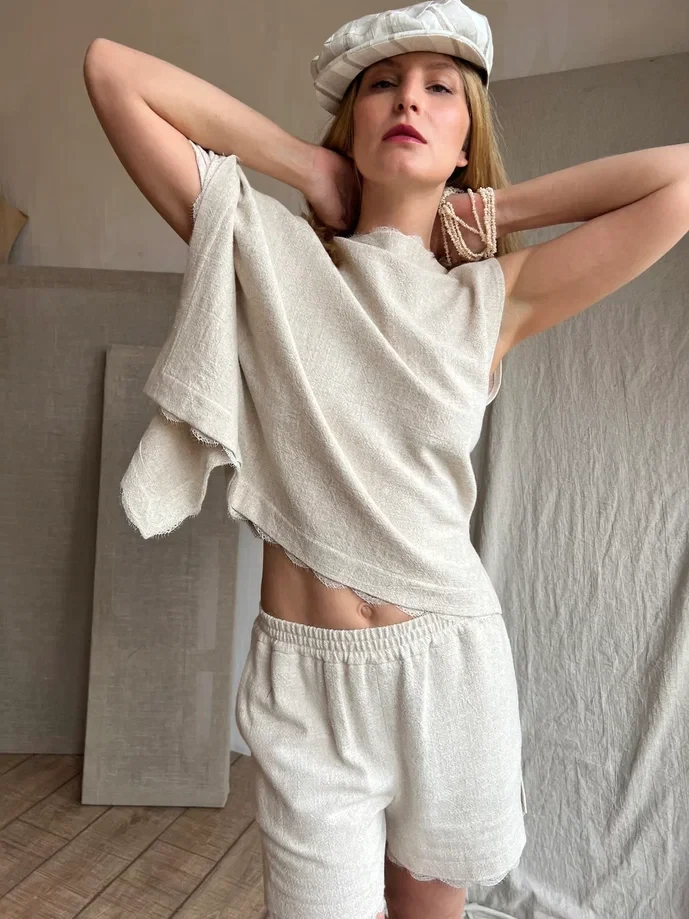 Топ July (Цвет Натуральный, Размер 44/S, Состав 70% вискоза, 30% лён)