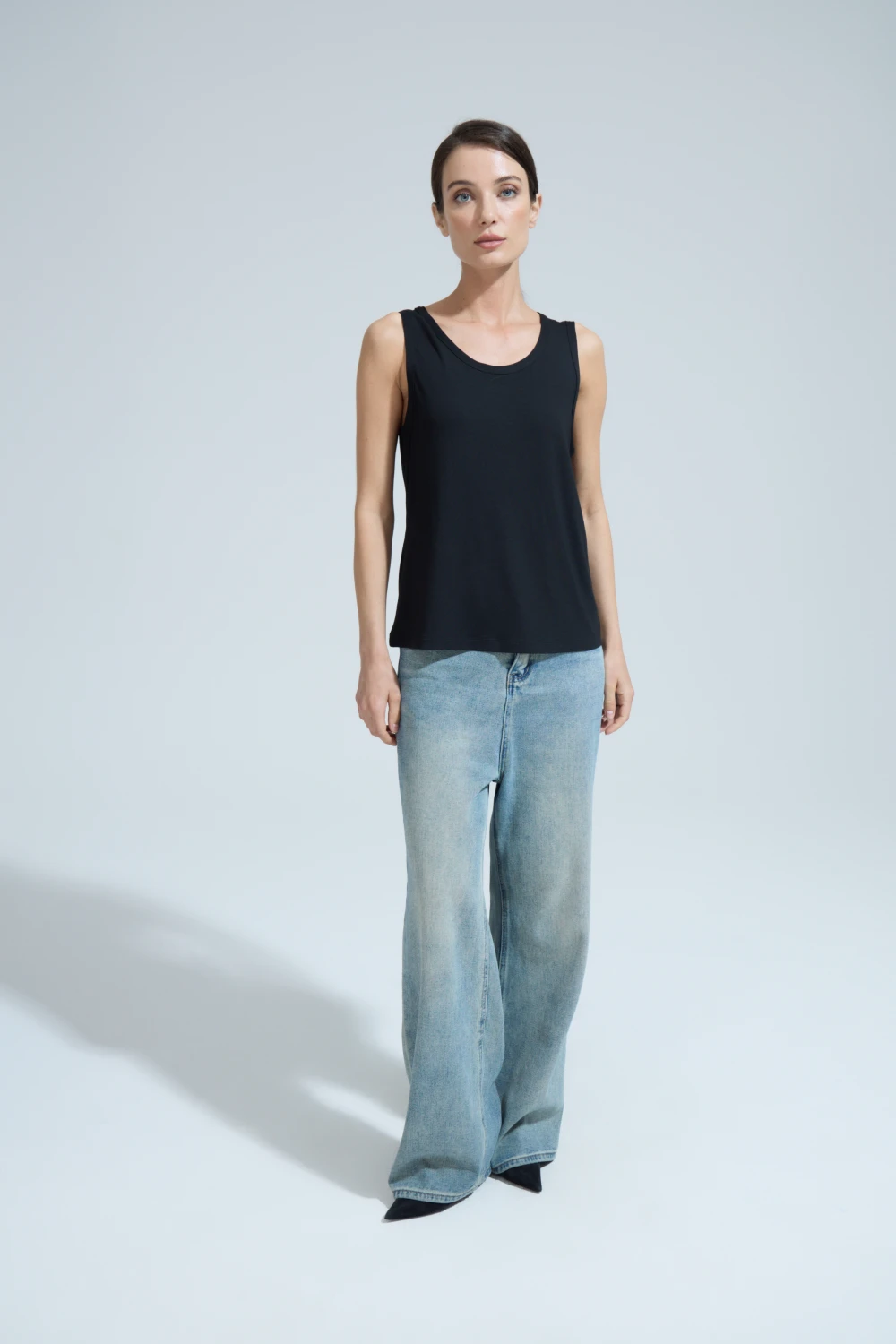 Майка Alco (Цвет Чёрный, Размер 44/S, Состав 95% вискоза, 5% эластан)