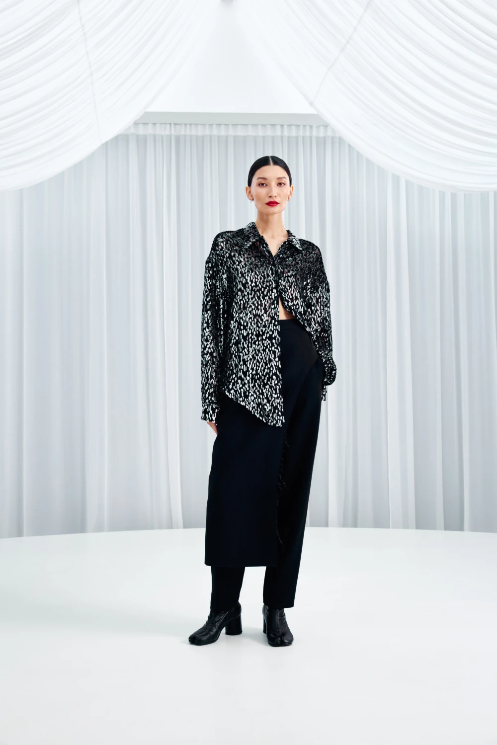 Блузка Elliot ( Цвет Чёрно-серебристый )