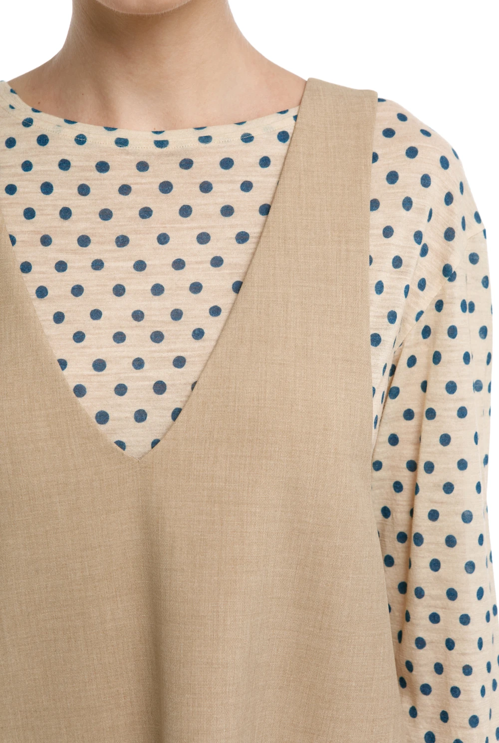 Платье V-dress (Цвет Бежевый, Размер 44/S, Состав 61% Поиэстер, 26% Вискоза, 7% Хлопок, 6% Эластан)