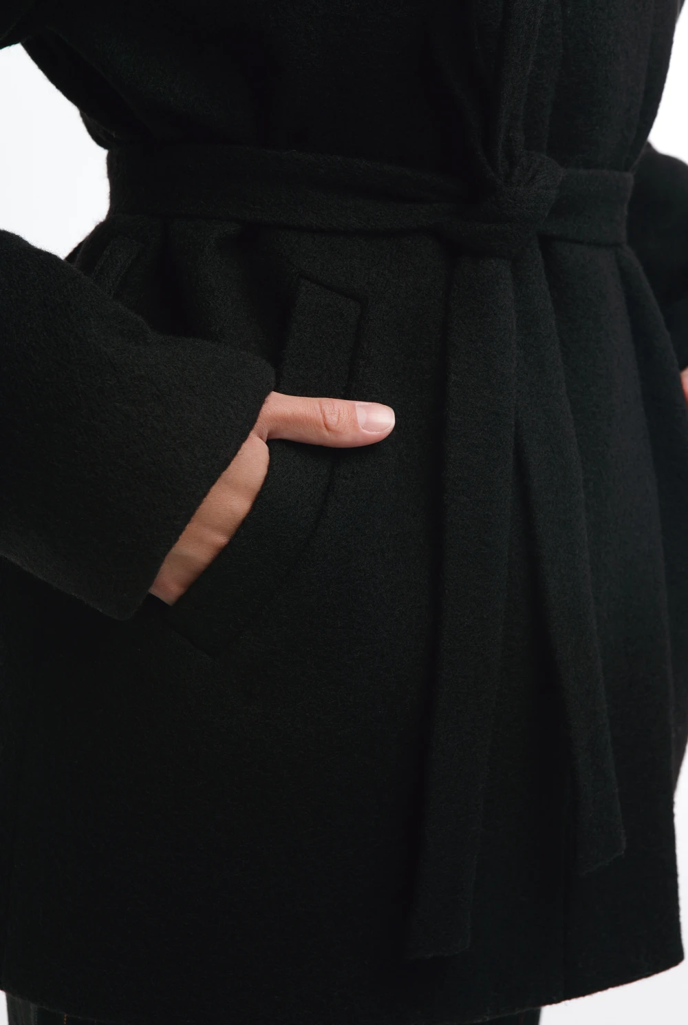 Куртка Bella ( Цвет Чёрный )