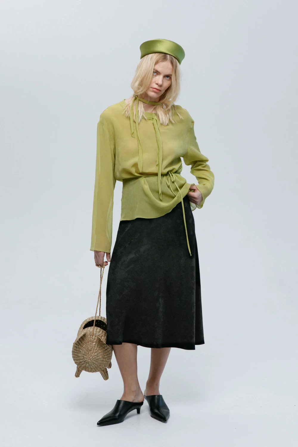 Лонгслив Dana (Цвет Салатовый, Размер 44/S, Состав 70% хлопок, 30% шёлк)