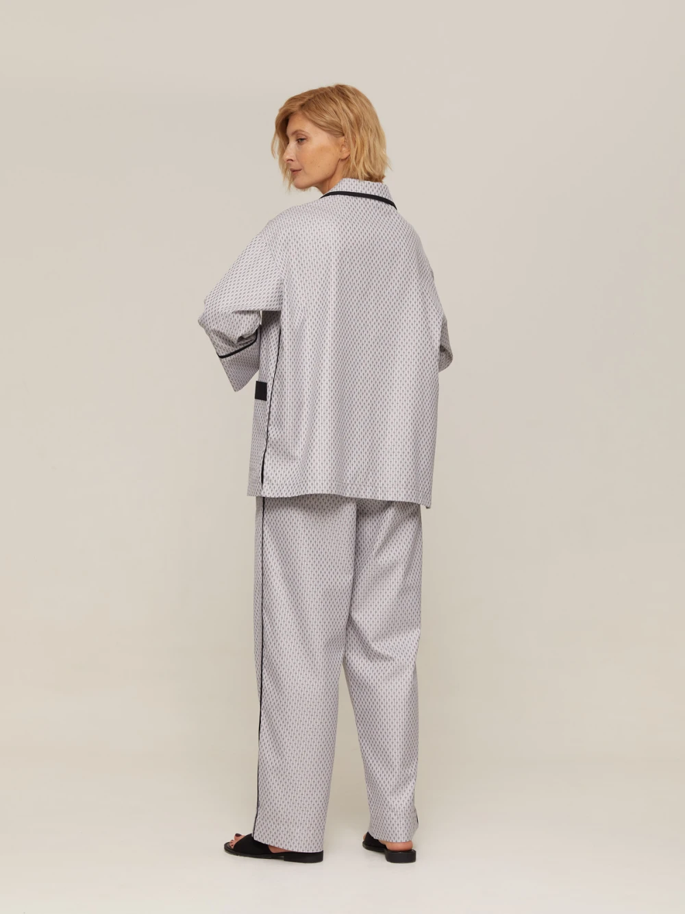 Пижама Alisa (Цвет Светло-серый с узором, Размер S, Состав 100% хлопок)