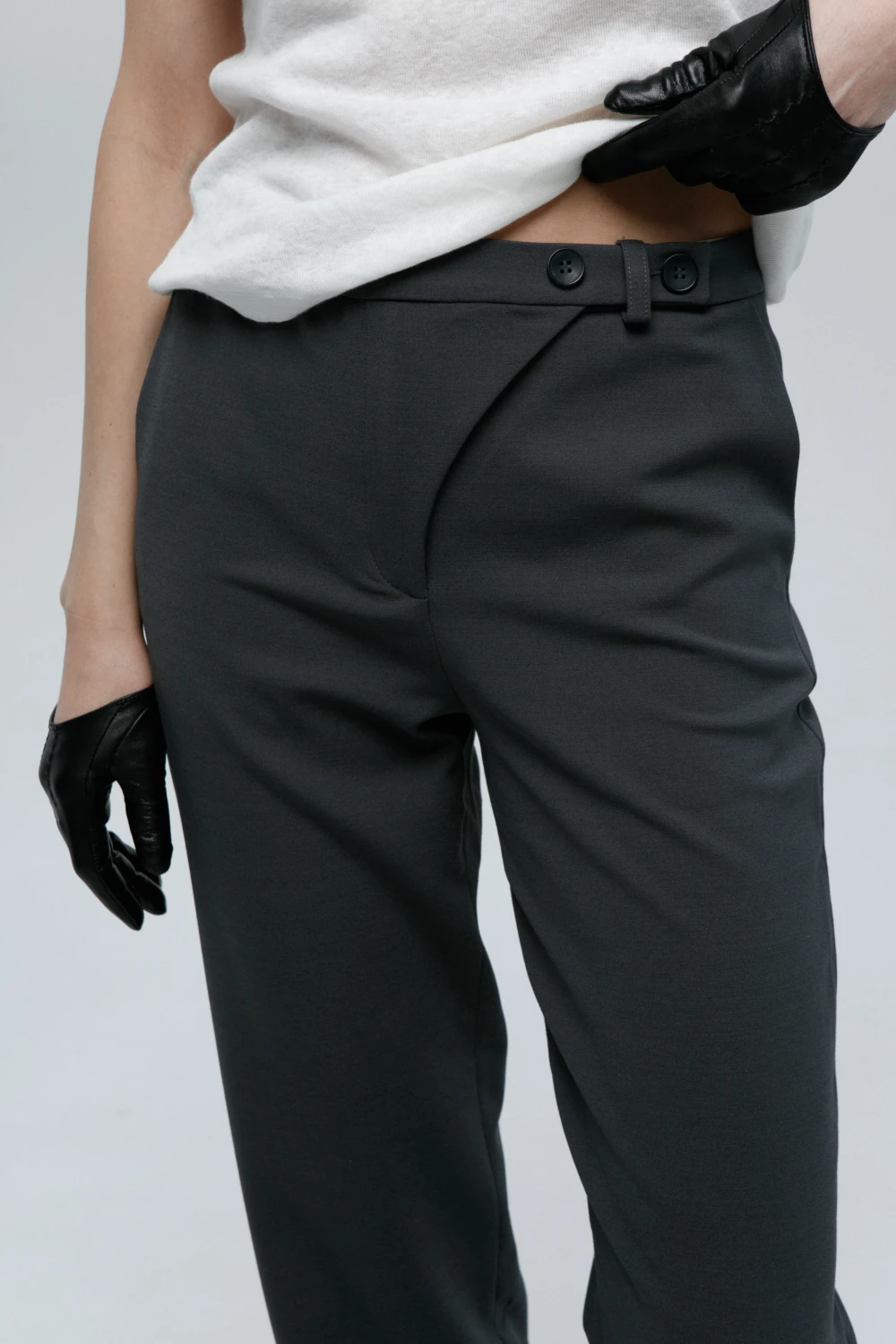 Брюки Nicoli (Цвет Тёмно-серый, Размер 44/S, Состав 75% Полиэстер, 18% Вискоза, 7% Эластан)