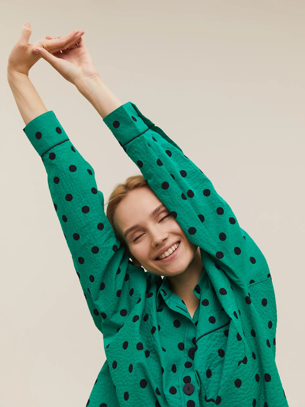 Костюм Atra (Цвет Зеленый в горох, Размер S, Состав 100% хлопок)