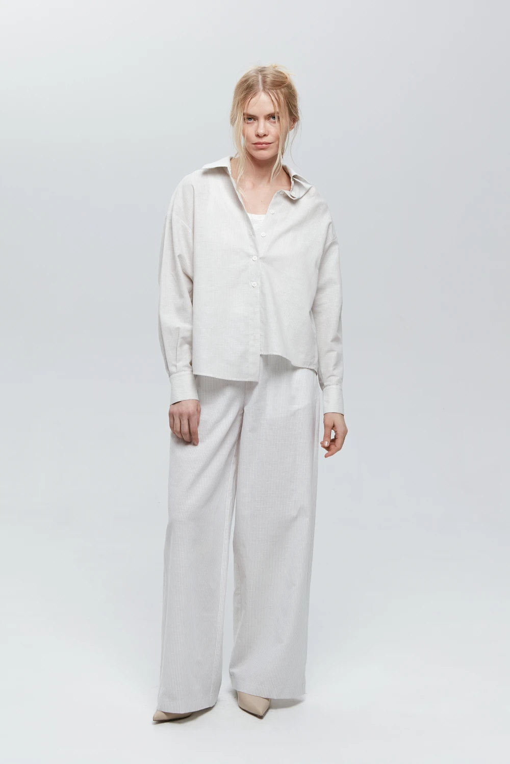 Брюки Wist (Цвет Бело-серая полоска, Размер 44/S, Состав 68% Хлопок, 32% Лён)