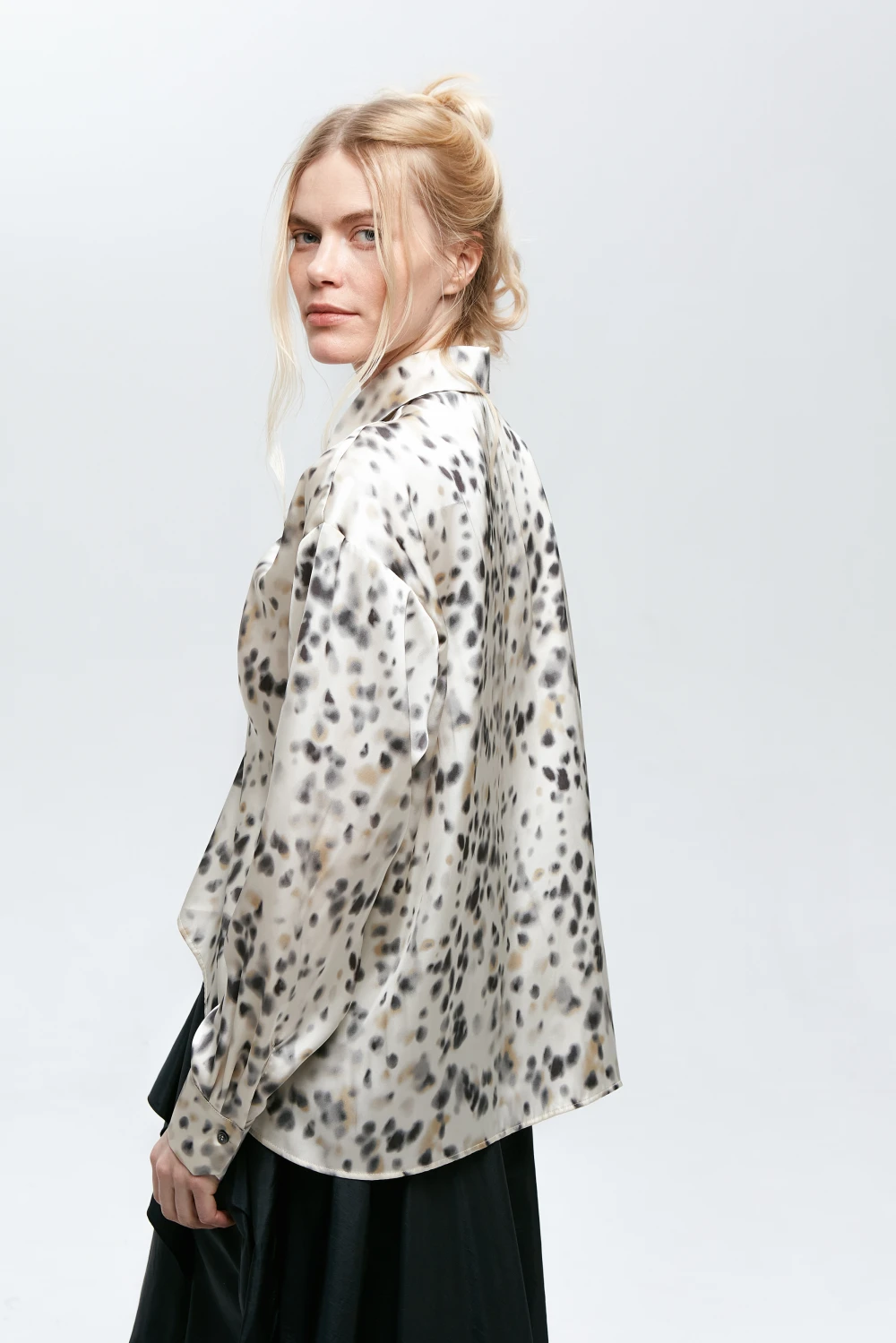 Рубашка VAL ( Цвет Молочный в пятнышко )