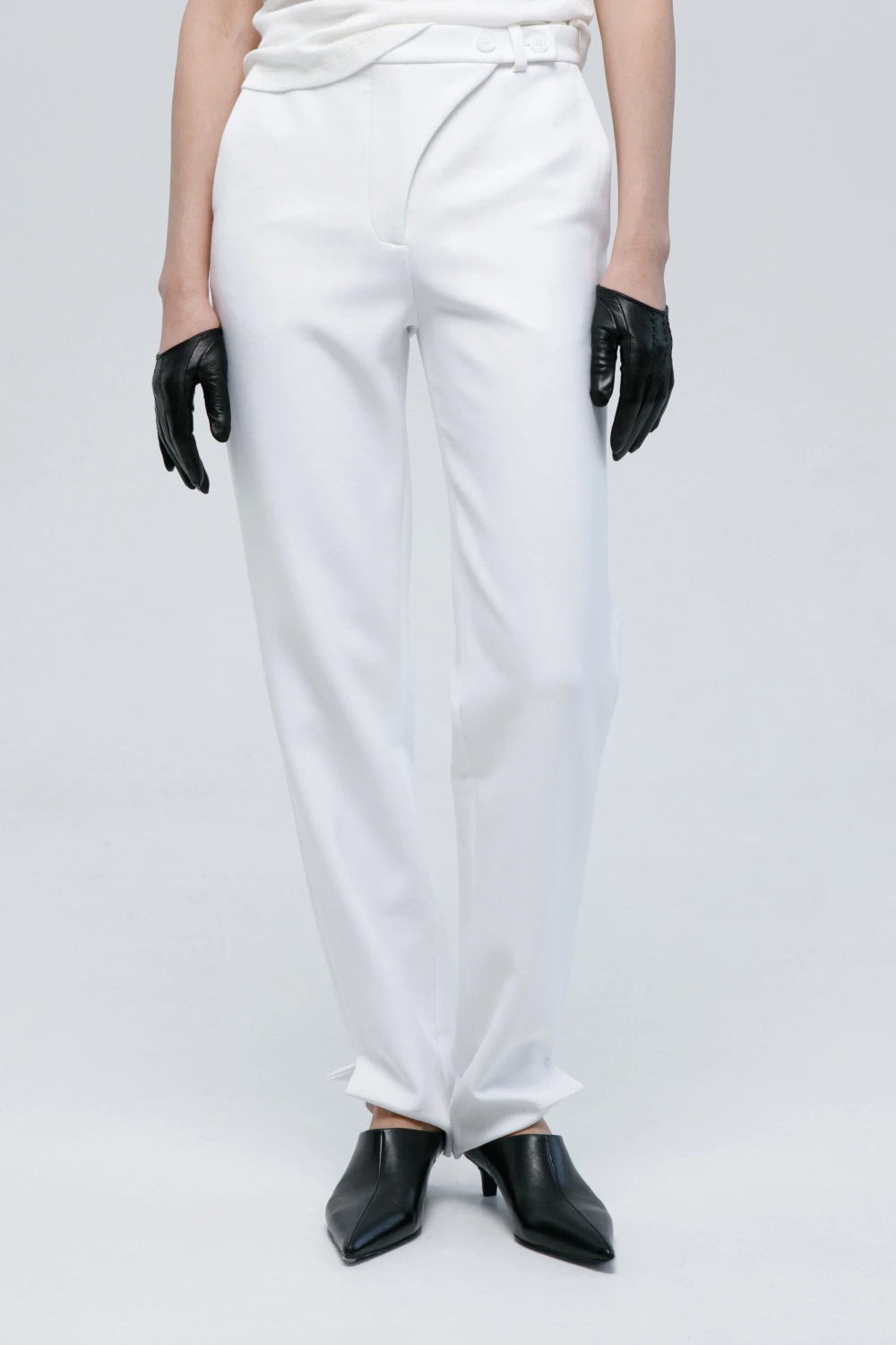 Брюки Nicoli (Цвет Белый, Размер 44/S, Состав 64% Полиэстер, 27% Вискоза, 6% Хлопок, 3% Эластан)