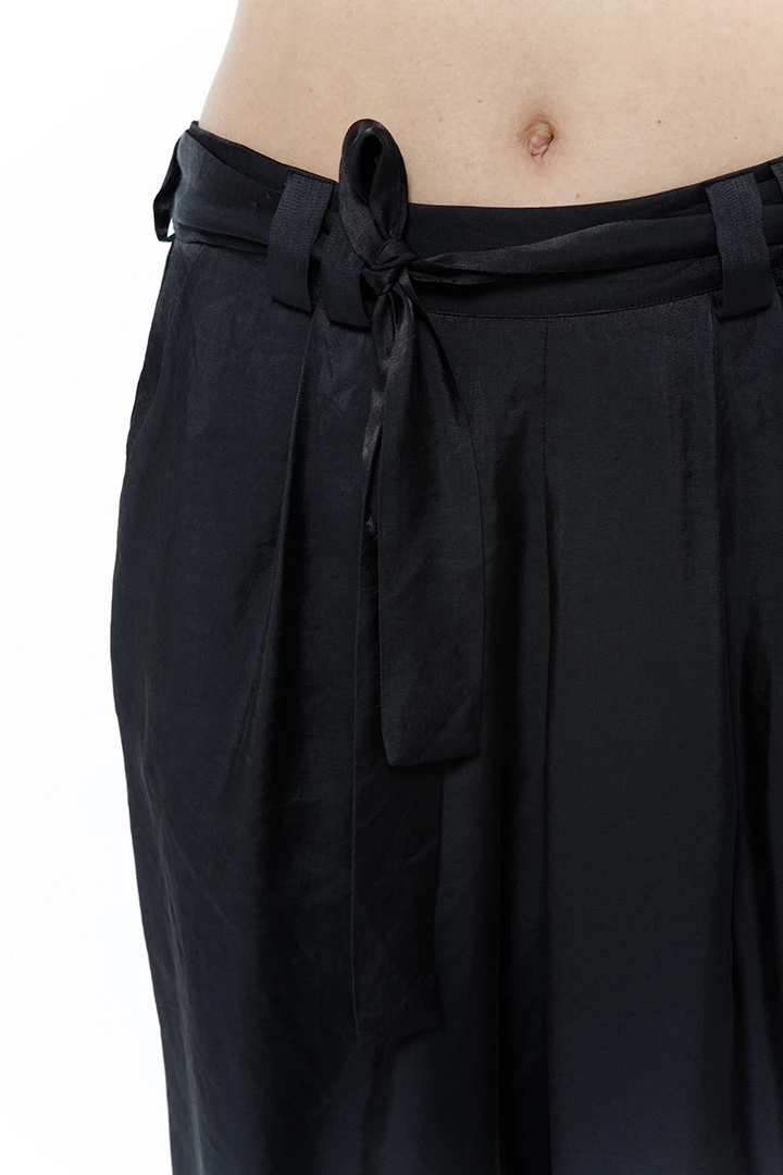 Брюки Tilda (Цвет Чёрный, Размер 44/S, Состав 100% вискоза)