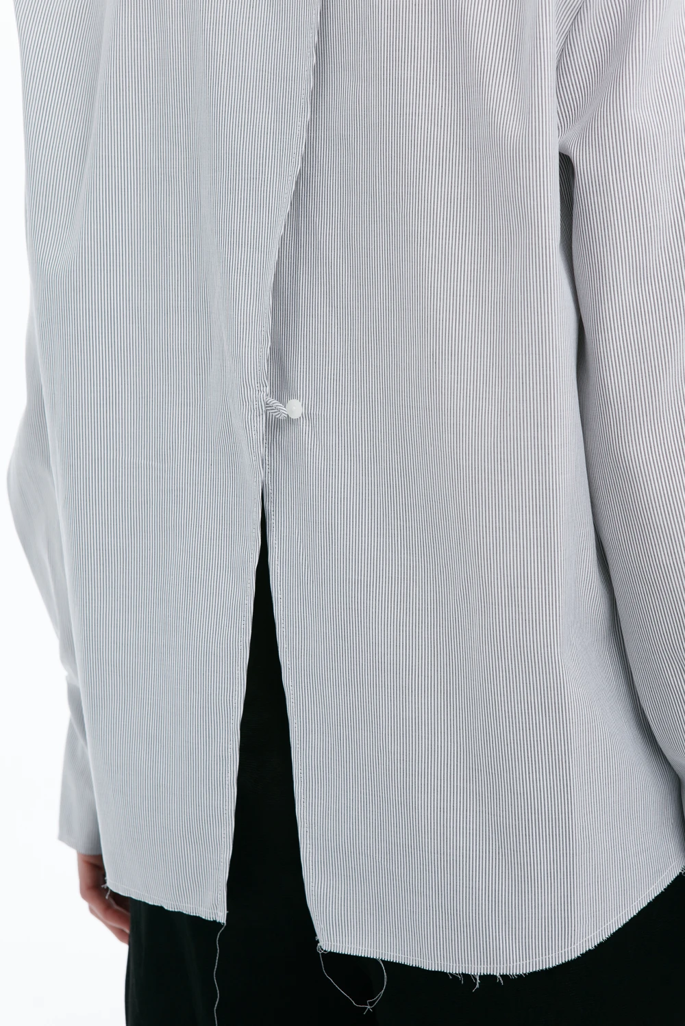 Рубашка Acacia (Цвет Чёрно-белая полоска, Размер 44/S, Состав 100% хлопок)