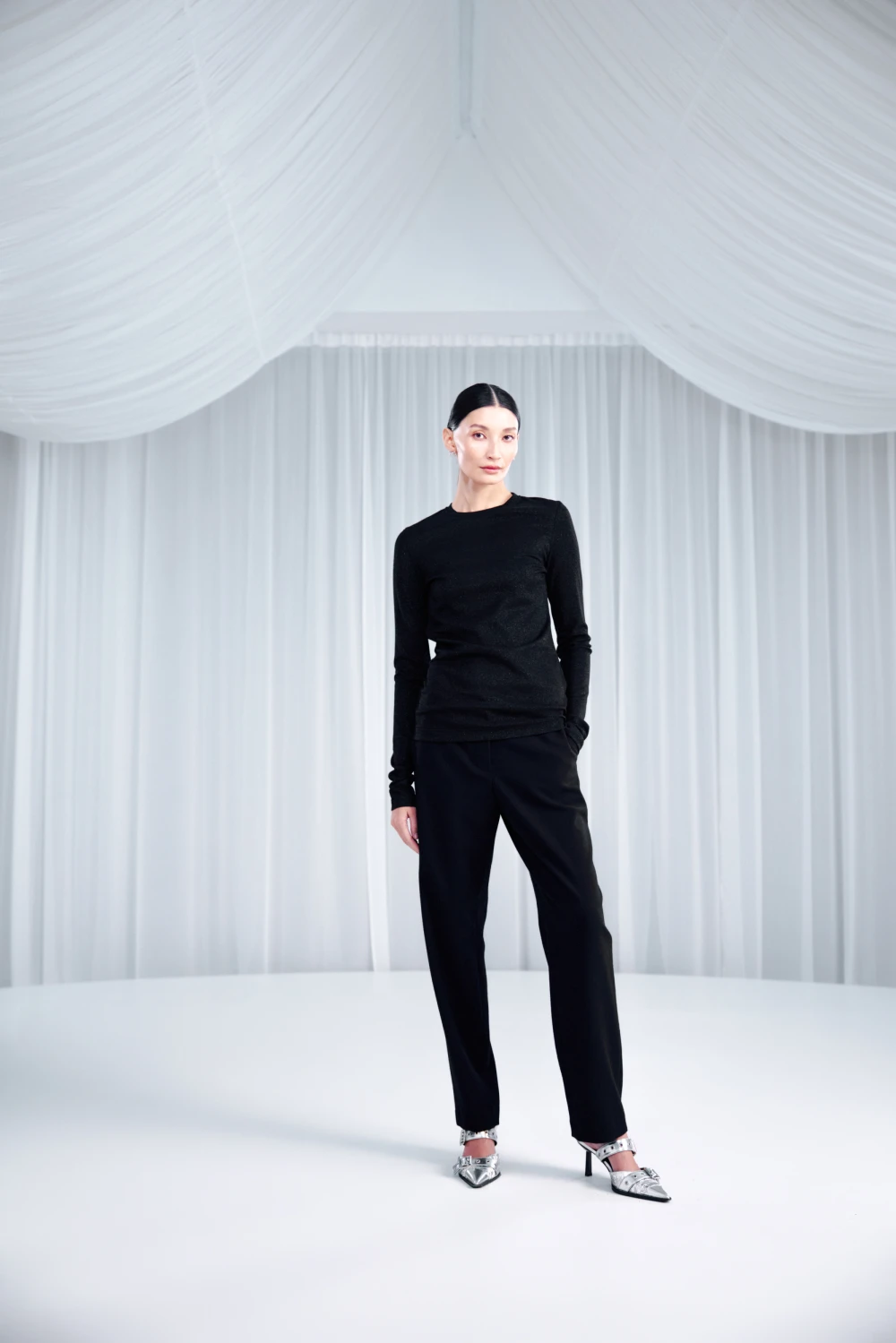 Лонгслив Stiker (Цвет Чёрный, Размер 44/S)