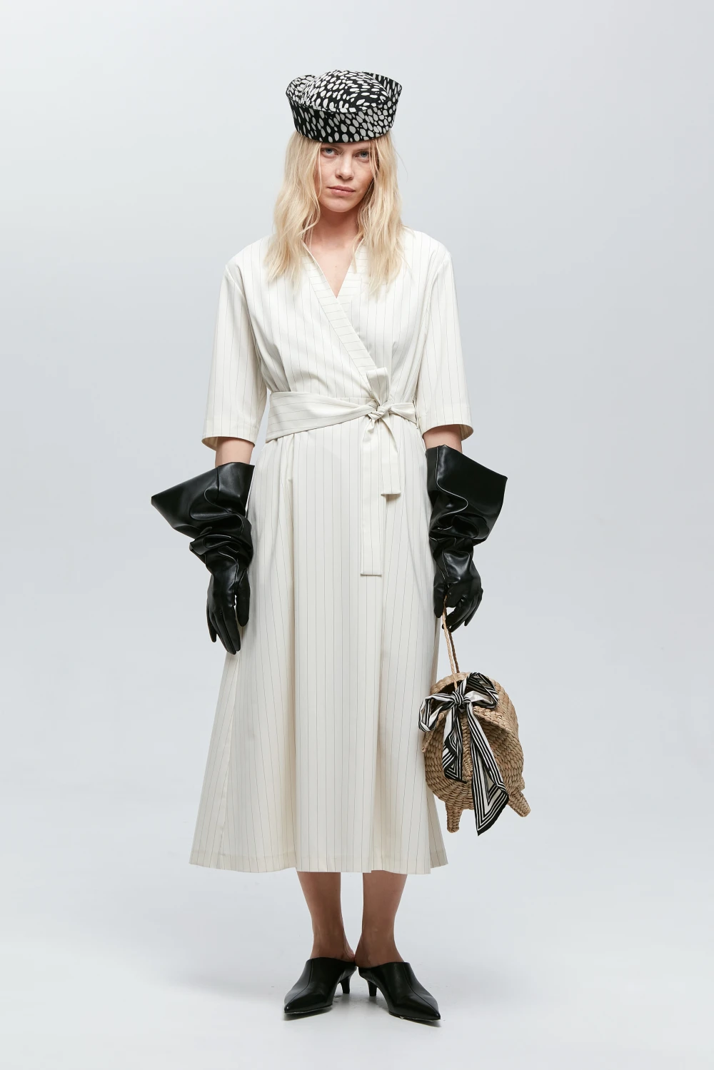 Платье Makovka (Цвет Молочный в полоску, Размер 44/S, Состав 69% Полиэстер, 30% Вискоза, 1% Эластан)