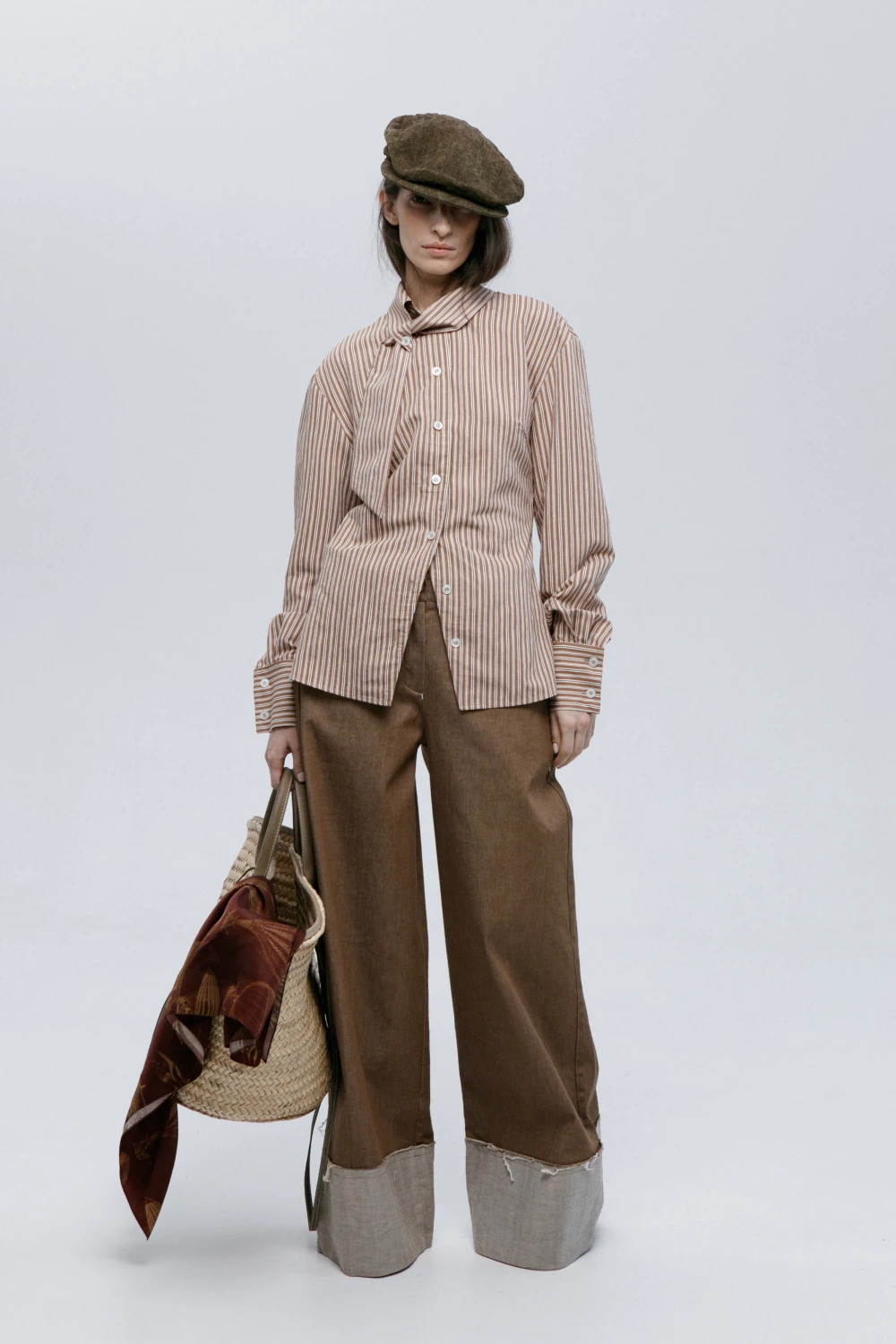 Джинсы Genes ( Цвет Коричневый )