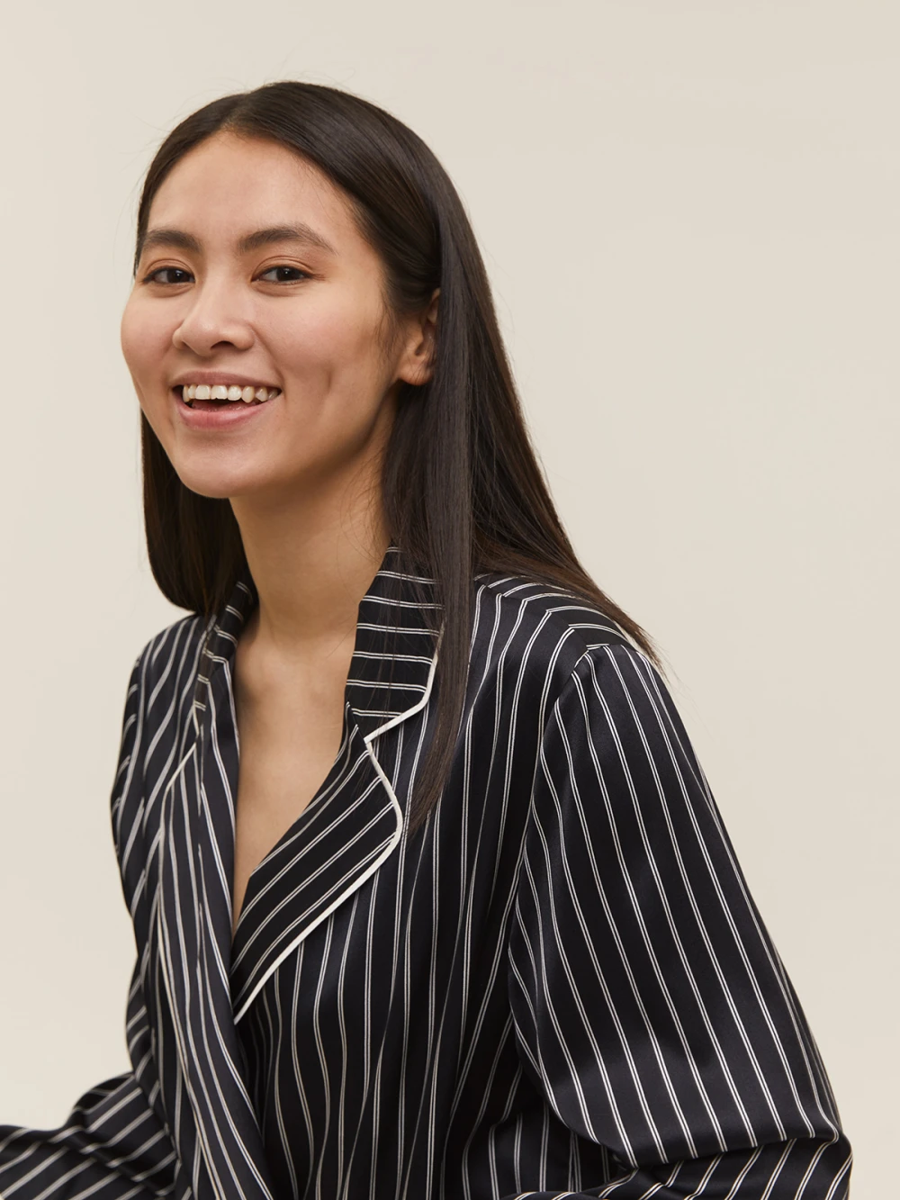 Костюм Fiva ( Цвет Чёрный в полоску )