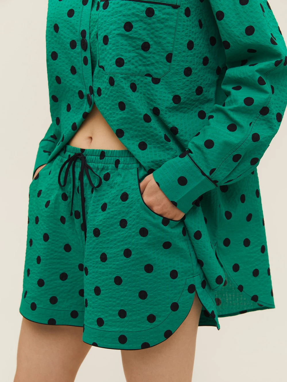 Костюм Atra (Цвет Зеленый в горох, Размер S, Состав 100% хлопок)