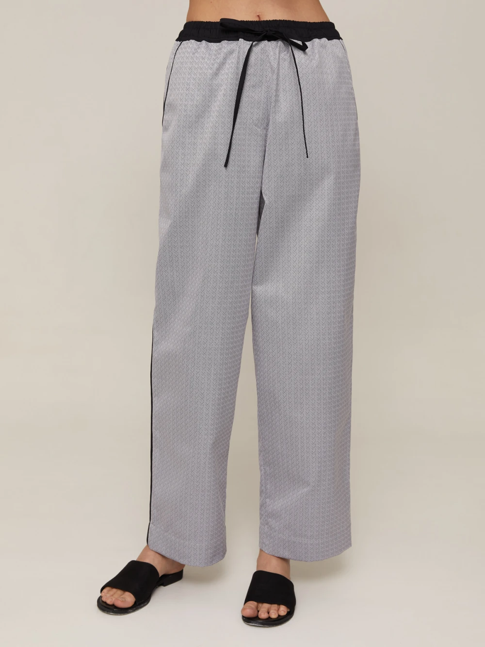 Пижама Alisa (Цвет Серый с узором зиг-заг, Размер S, Состав 100% хлопок)