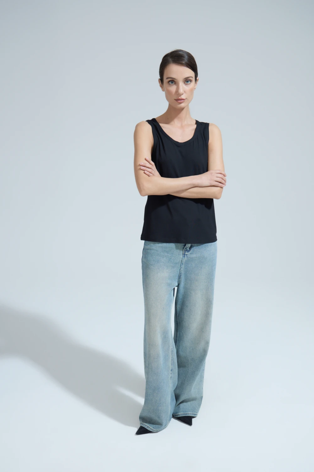 Майка Alco (Цвет Чёрный, Размер 44/S, Состав 95% вискоза, 5% эластан)