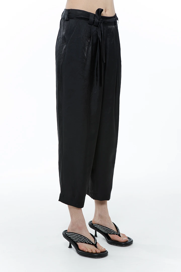 Брюки Tilda (Цвет Чёрный, Размер 44/S, Состав 100% вискоза)