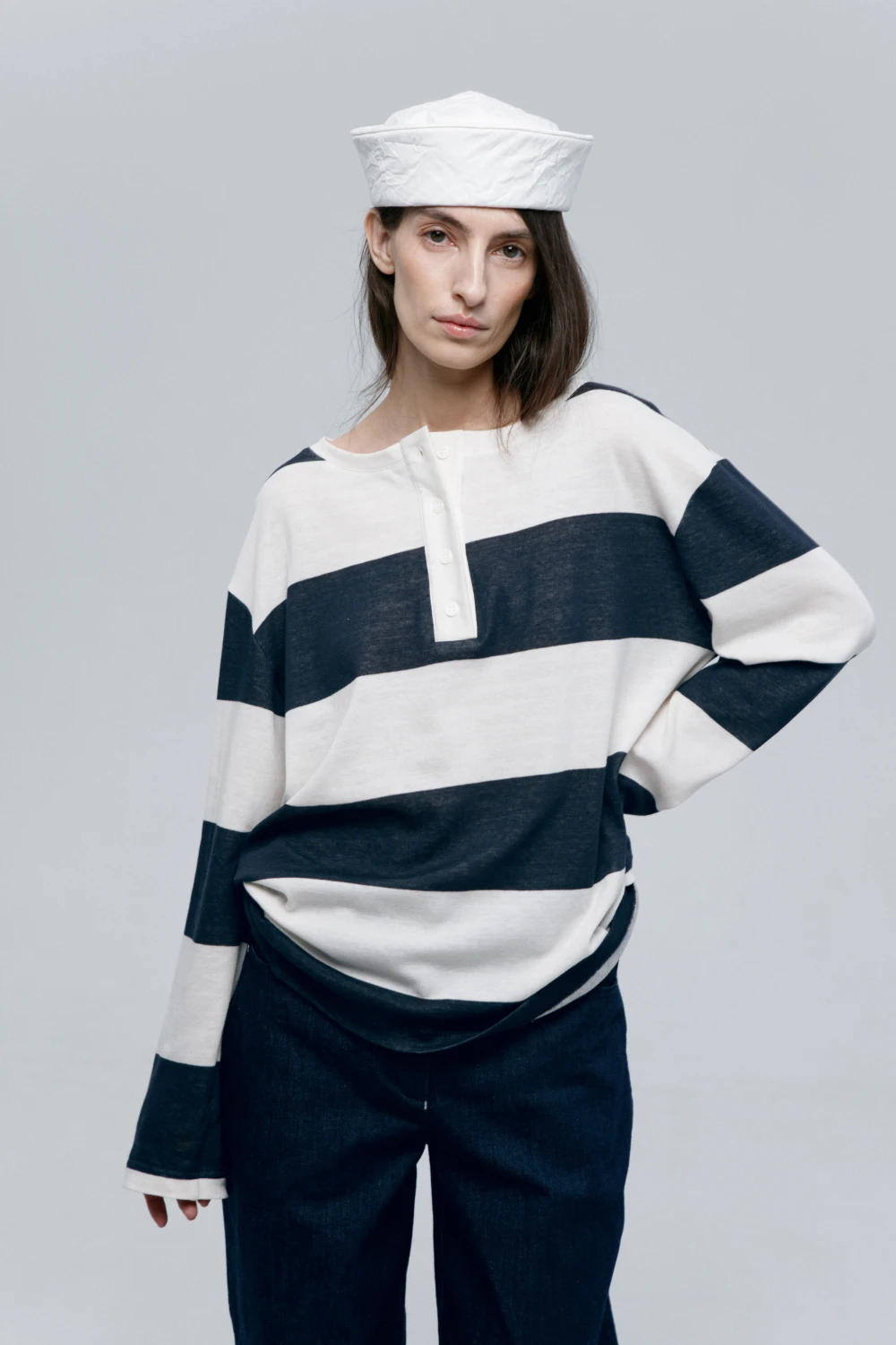 Лонгслив Boyfriend (Цвет Бело-синяя полоска, Размер 44/S, Состав 70% Хлопок, 28% Кашемир, 2% Полиамид)