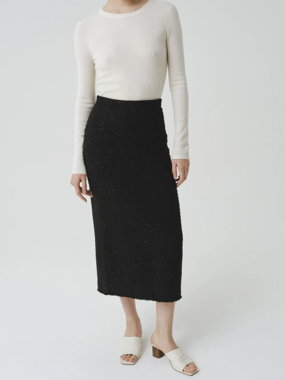 Юбка Kimo (Цвет Чёрный с фактурой, Размер L, Состав 60% шерсть, 20% полиэстер, 20% акрил)