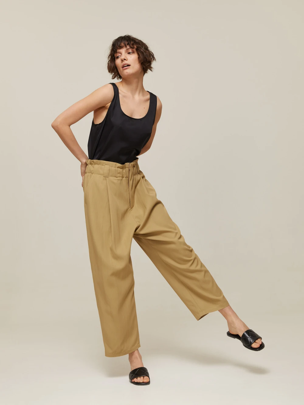 Брюки Vero (Цвет Бежевый, Размер XS, Состав 100% хлопок)