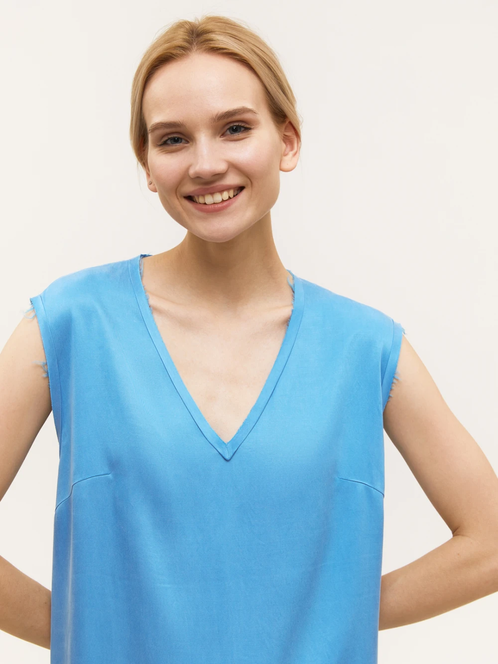 Костюм Vendella (Цвет Голубой, Размер S, Состав 55% купро, 45% вискоза)