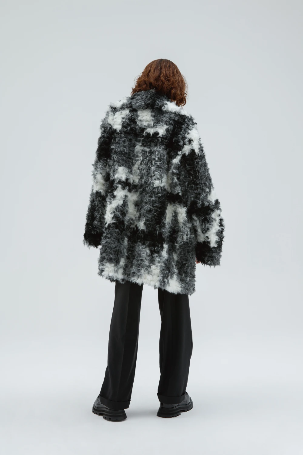 Шуба Harmonic ( Цвет Чёрно-молочный )