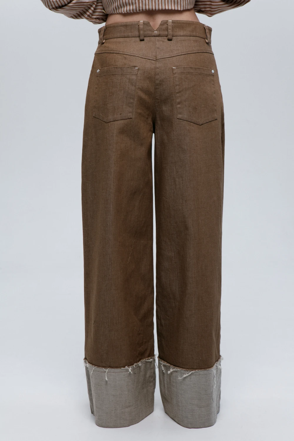 Джинсы Genes ( Цвет Коричневый )