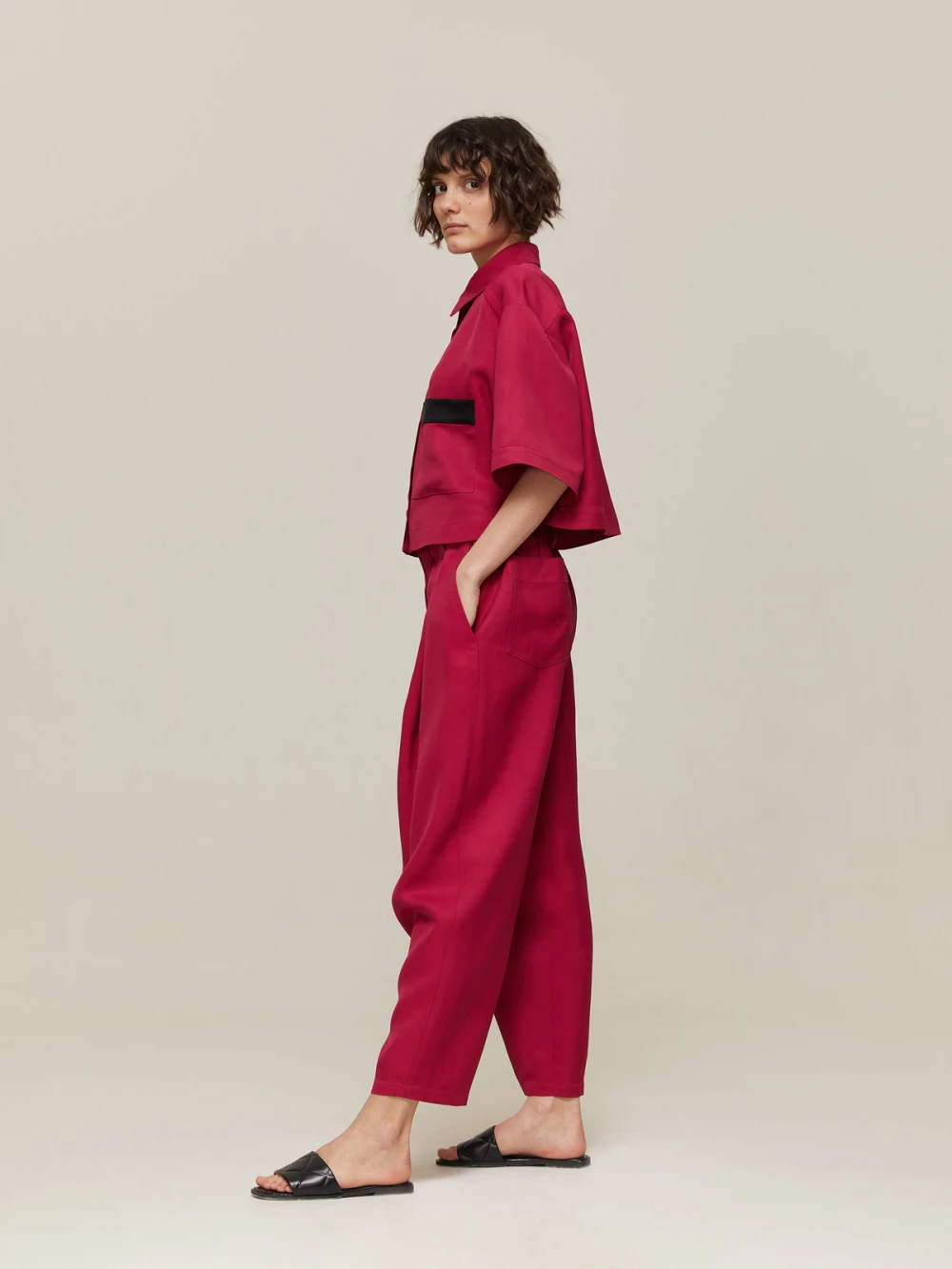 Брюки Vero (Цвет Малиновый, Размер XS, Состав 100% вискоза)