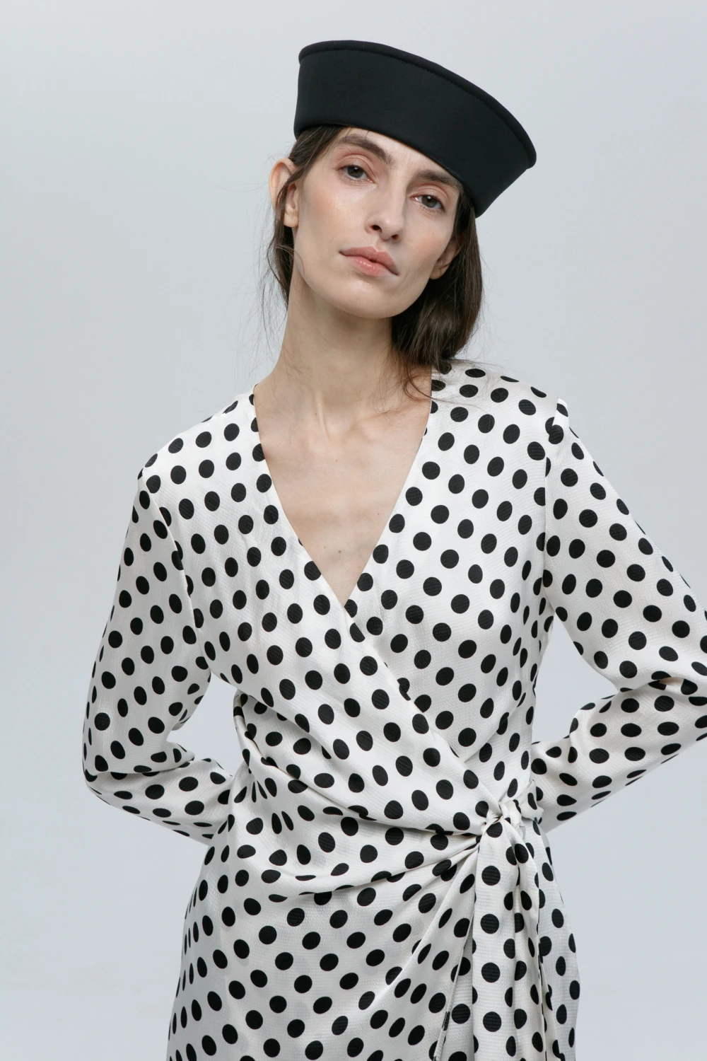 Платье Fita (Цвет Белый в горох, Размер 44/S, Состав 100% Вискоза)