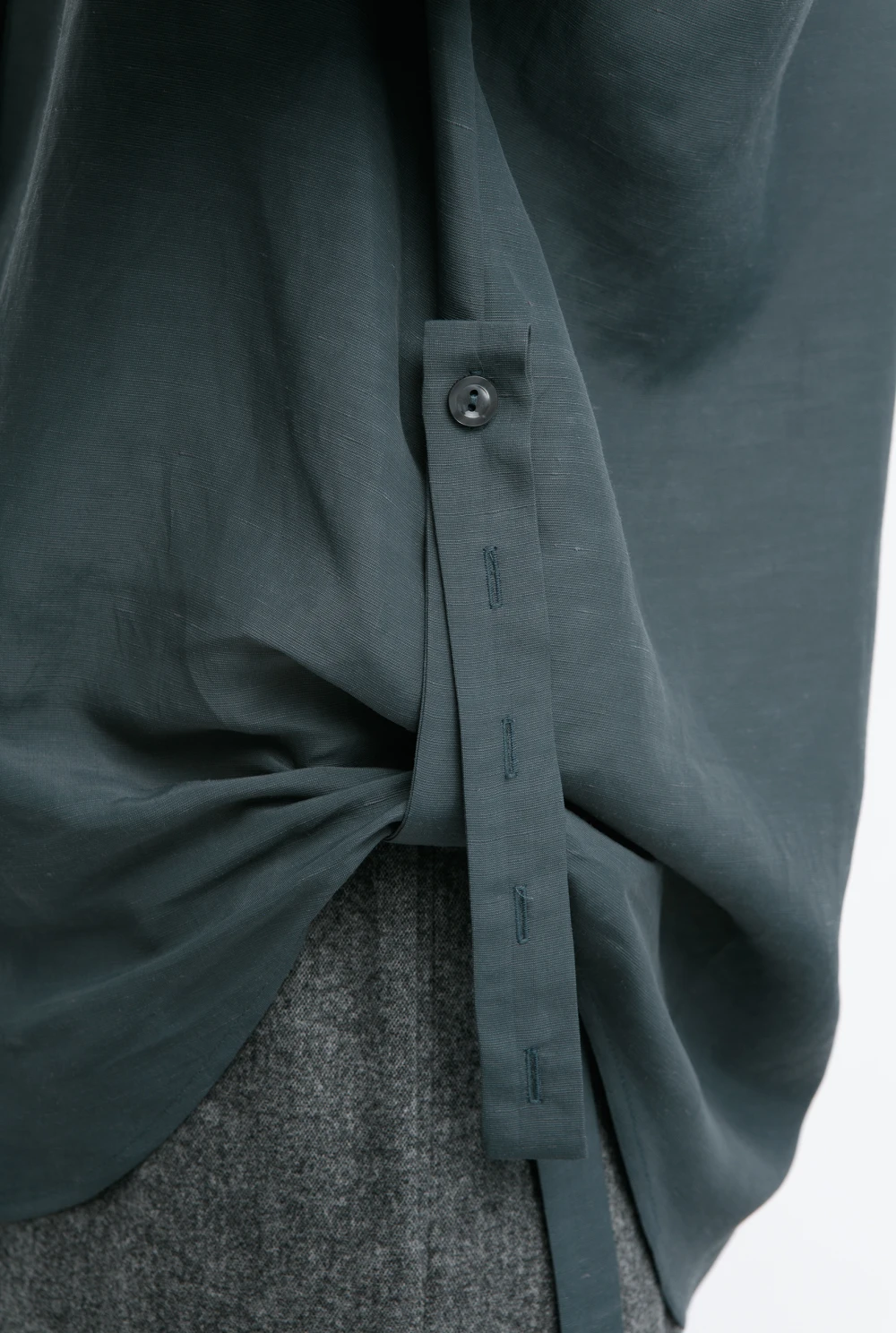 Рубашка Leningrad (Цвет Хаки, Размер 44/S, Состав 63% вискоза, 37% лён)