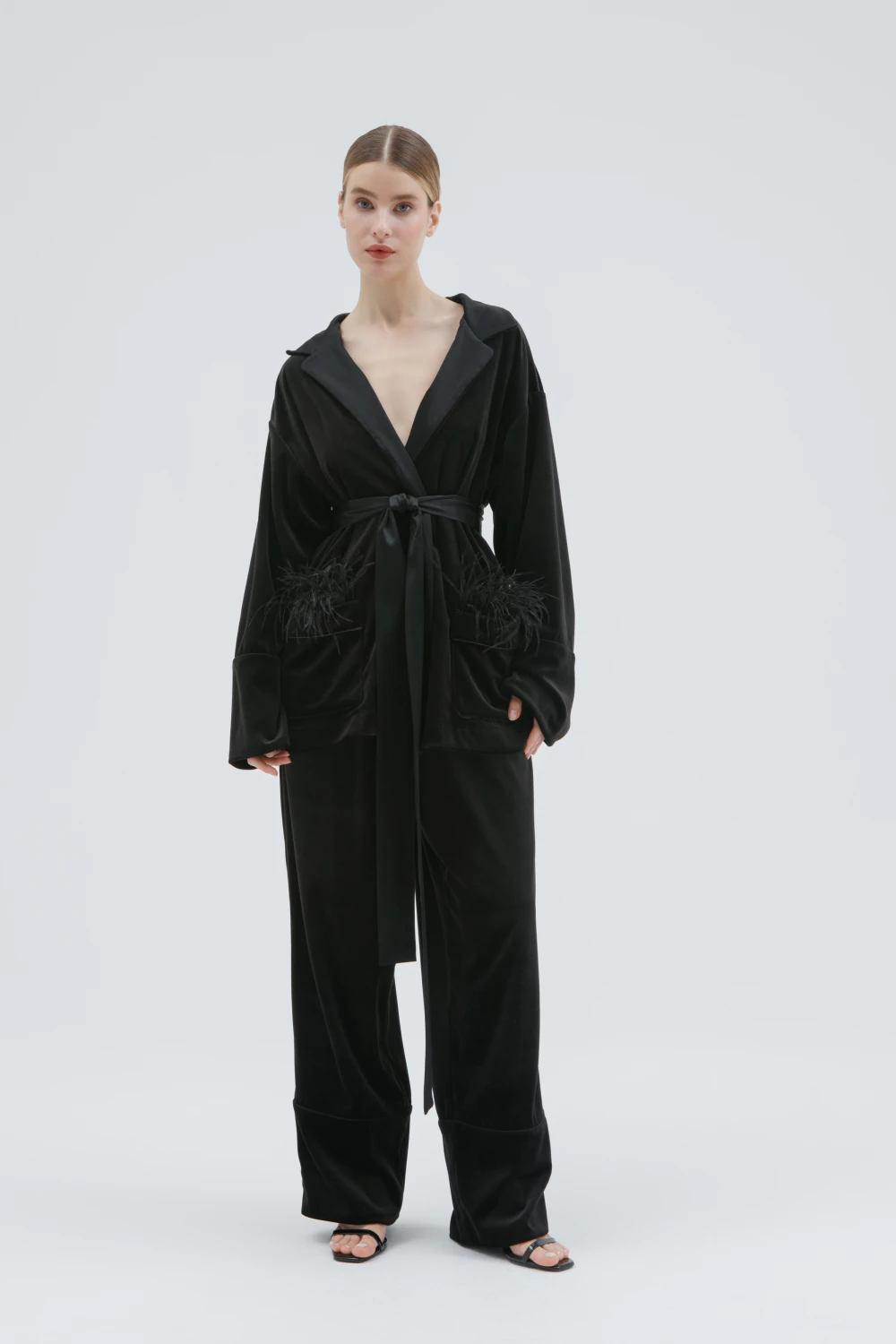 Костюм Izra (Цвет Чёрный, Размер S, Состав 65% шёлк, 33% вискоза, 2% эластан)