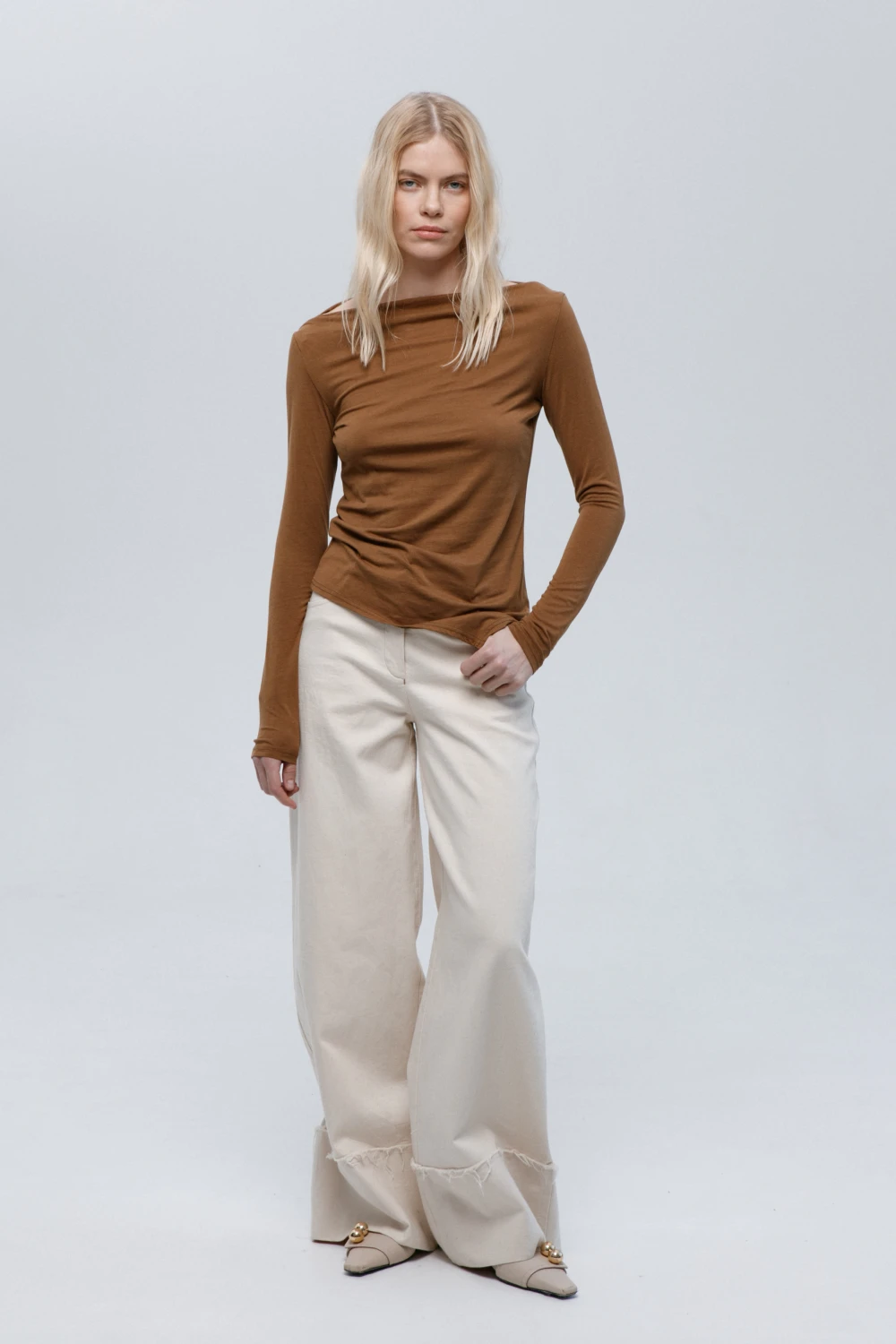 Джинсы Genes ( Цвет Экрю )