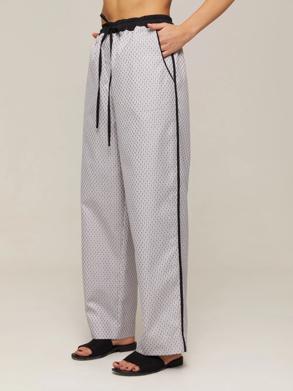 Пижама Alisa (Цвет Светло-серый с узором, Размер S, Состав 100% хлопок)