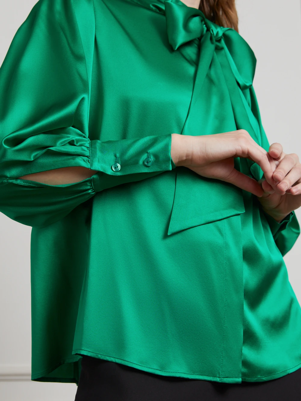 Блузка Tea (Цвет Зелёный, Размер S, Состав 97% шёлк, 3% эластан)