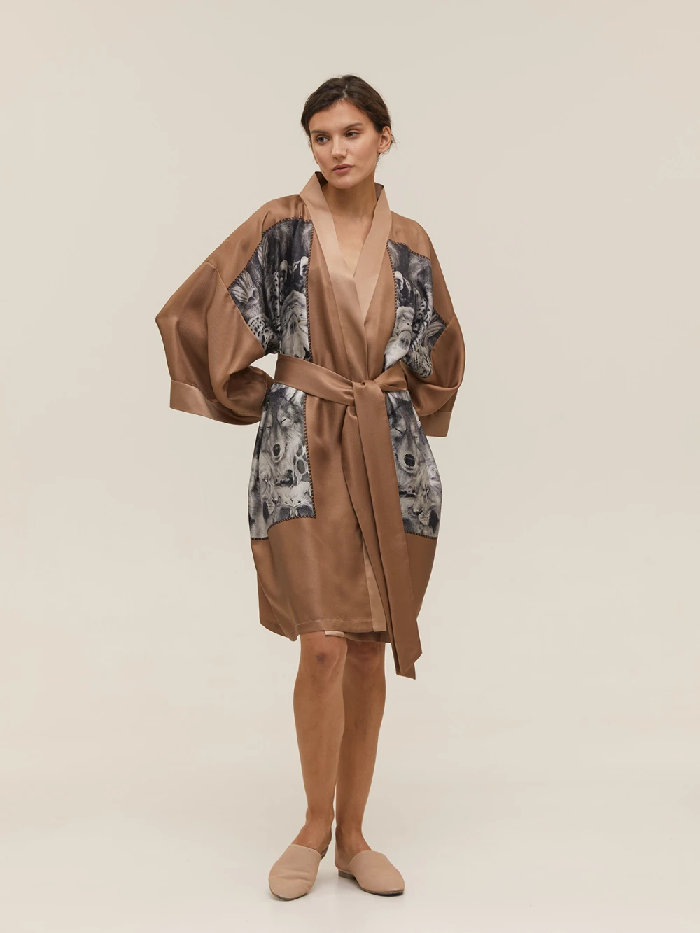 Кимоно Enka (Цвет Ореховый с анималистическим принтом, Размер L/XL, Состав 100% шёлк)