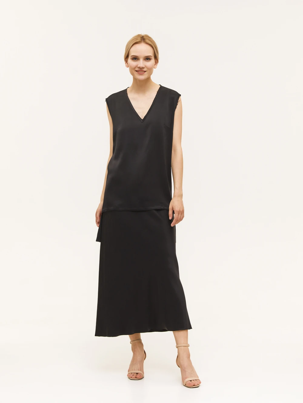 Костюм Vendella (Цвет Чёрный, Размер S, Состав 55% купро, 45% вискоза)