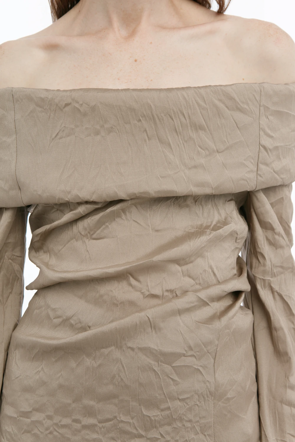 Лонгслив OAK (Цвет Бежевый, Размер 44/S, Состав 95% шёлк, 5% эластан)