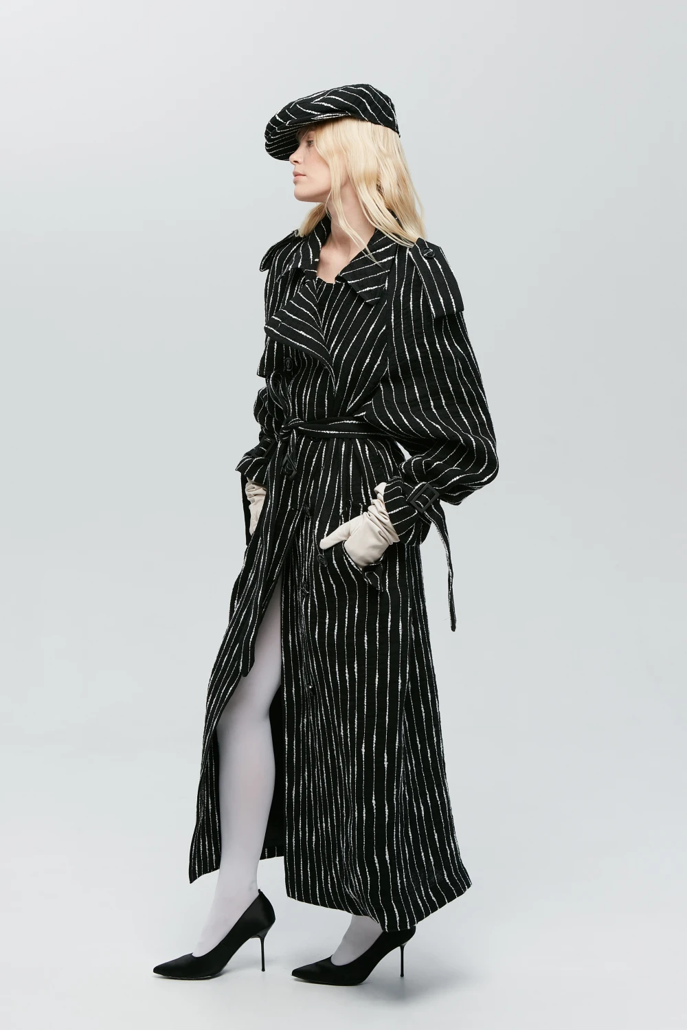 Тренч ARTS ( Цвет Чёрный в белую полоску )